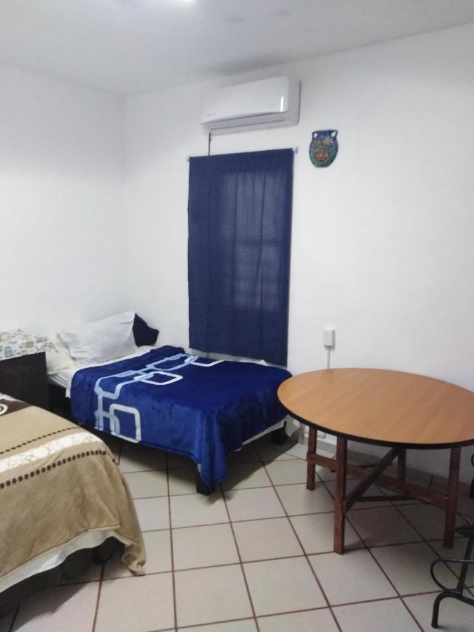 Habitaciones-Comodas-Aire-Wifi-Tv-Cerca De Playa-!!Excelente Precio II マンサニージョ エクステリア 写真