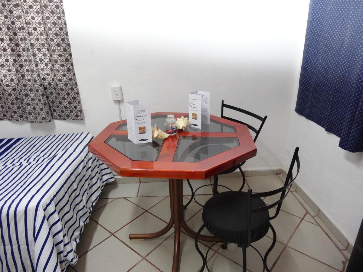 Habitaciones-Comodas-Aire-Wifi-Tv-Cerca De Playa-!!Excelente Precio II マンサニージョ エクステリア 写真